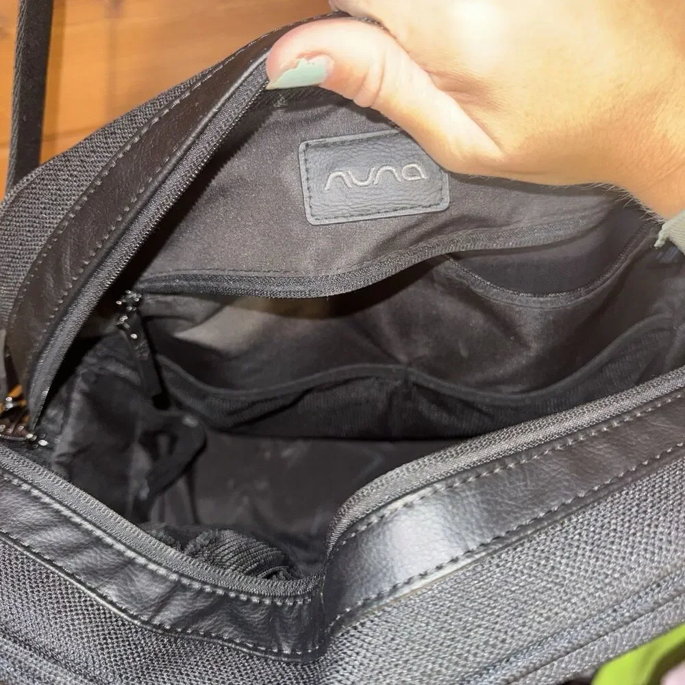 Nuna Unisex Carry it All Diaper Bag Backpack EUC Crossbody Strap Black Bag Only